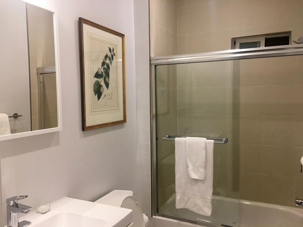 Huge Modern 6 Bedroom 7 Bathroom Home ロサンゼルス エクステリア 写真